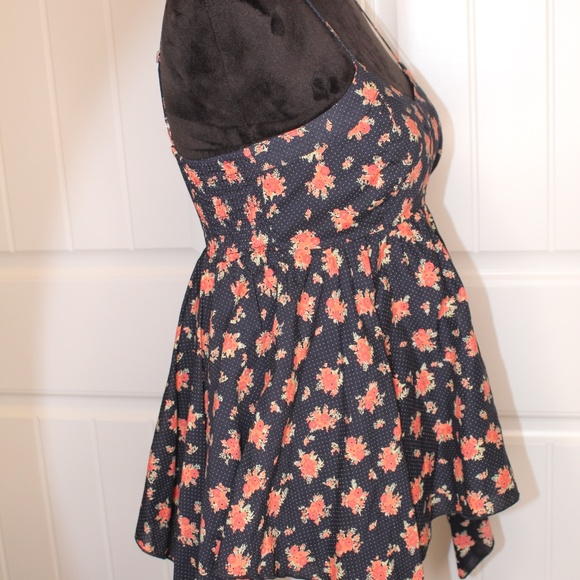 Cute Cotton Fit n Flare MUDD top - Picture 2 of 4